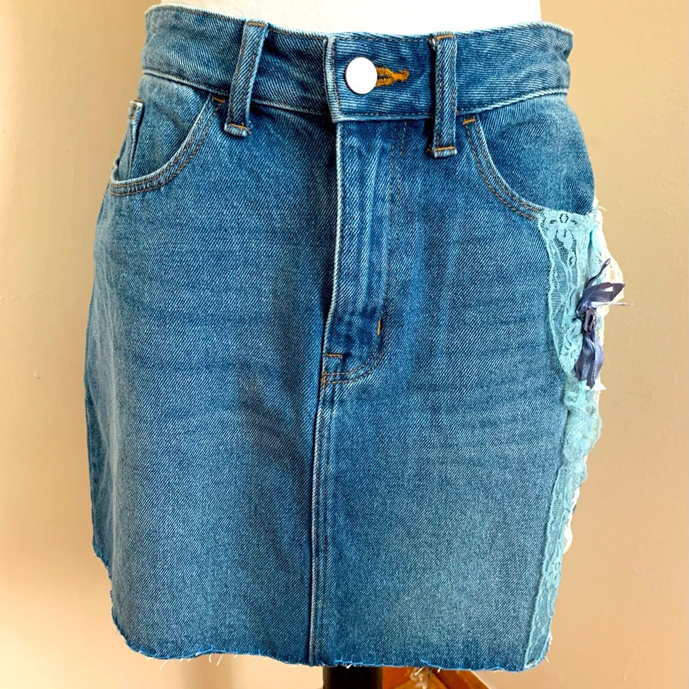 Calvin Klein denim mini skirt size 6